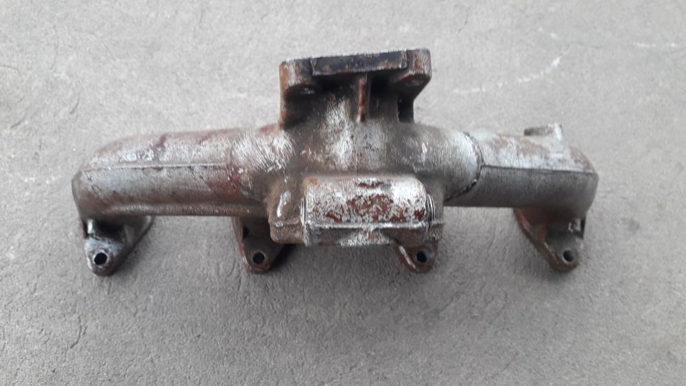 Колектор впускний Москвич.