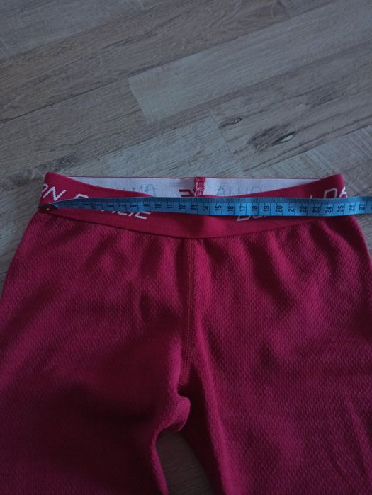 Legginsy termoaktywne Bjorn Daehlie 51% wełna merino, rozmiar 8 lat,