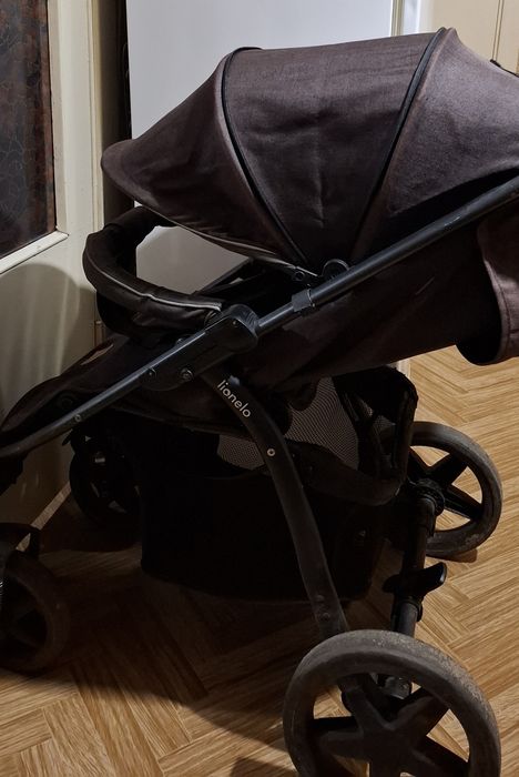 Прогулочная  Детская коляска Lionello