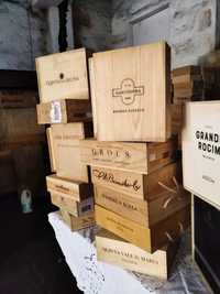 Caixas madeira: vinho- 2eur; bacalhau 3eur