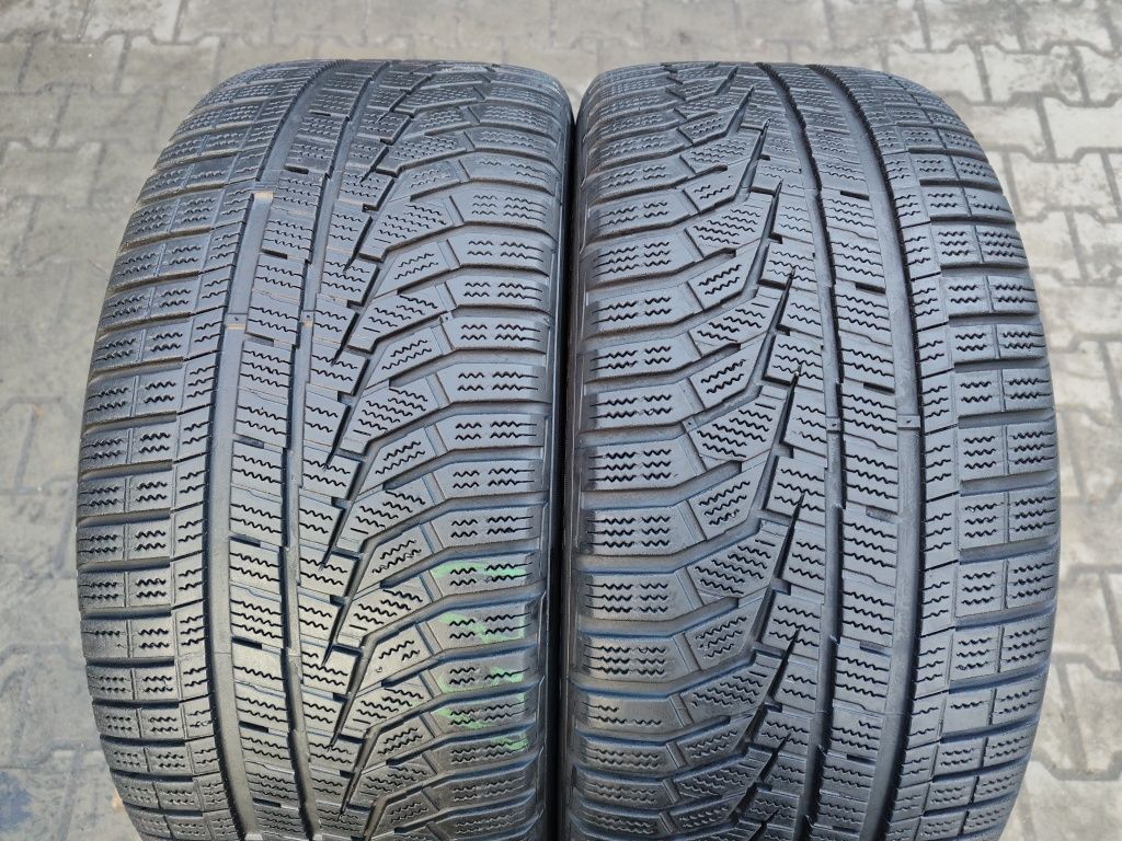 235/45/17 Hankook Winter Icept Evo 2