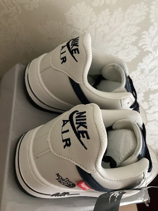 Кросівки Nike Air Force 1 Low - Supreme X North Face р.43