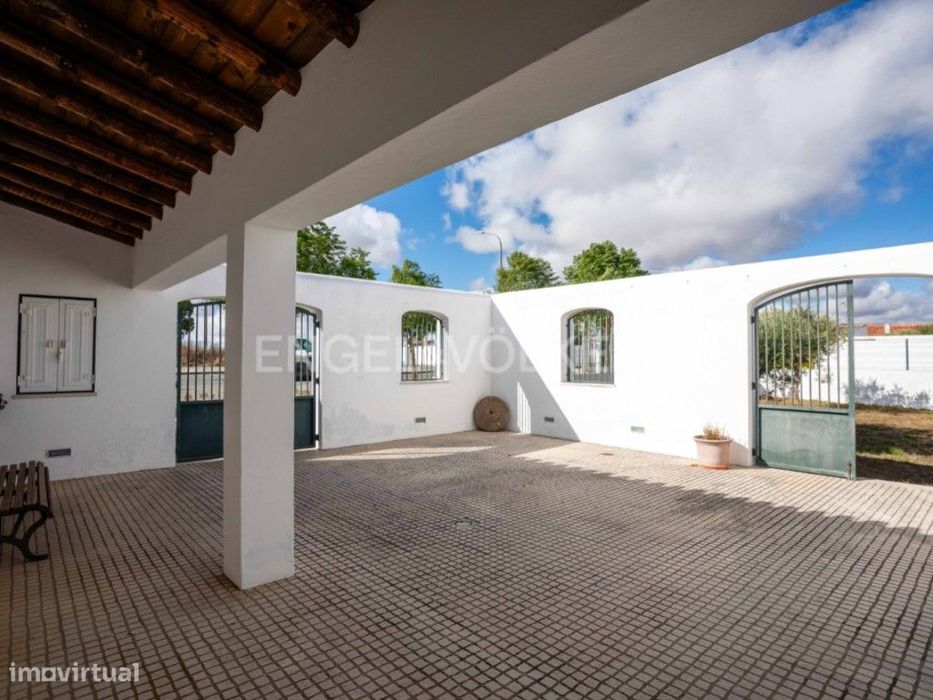 Invista no coração do Alentejo uma propriedade com autenticidade, e...