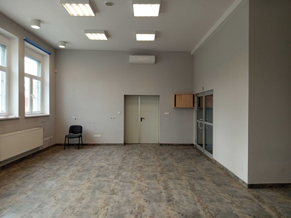 WYNAJMĘ Lokal na PARTERZE - 135,40 m2