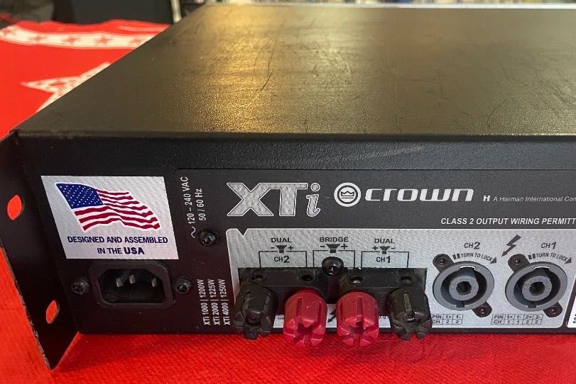 CROWN XTI-4000 wzmacniacz