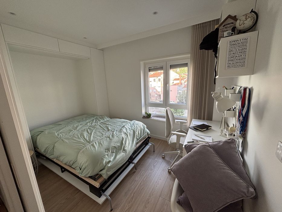 Arrenda-se T1+1 mobilado e equipado