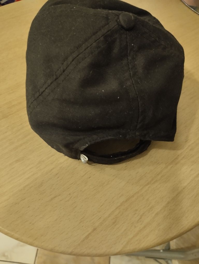 Czapka z daszkiem 4f