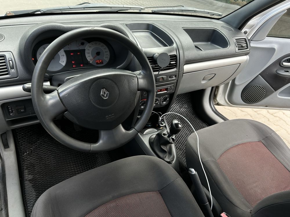 Renault Symbol 2008