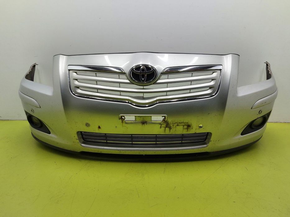 Zderzak przód przedni TOYOTA AVENSIS II T25 2006-2009 LIFT 1C0 SREBRNY