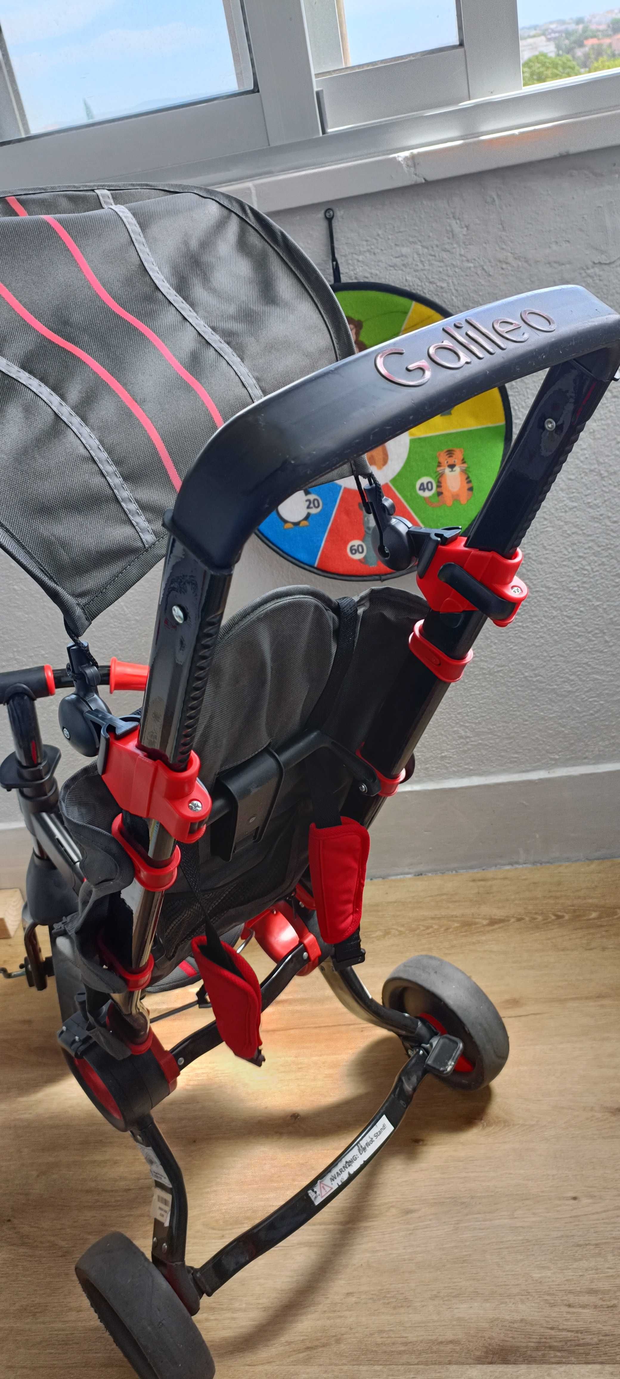 Triciclo em ótimo estado