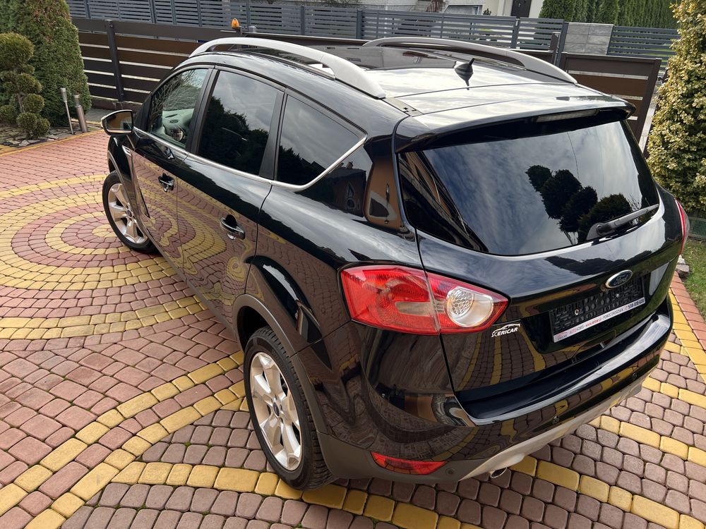 Ford kuga 4x4 TUV serwis panorama TITANIUM jak nowa