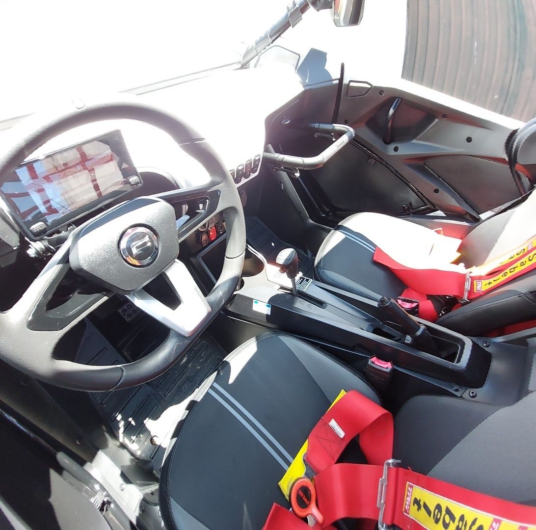 SSV Cfmoto Zforce 1000 sport R