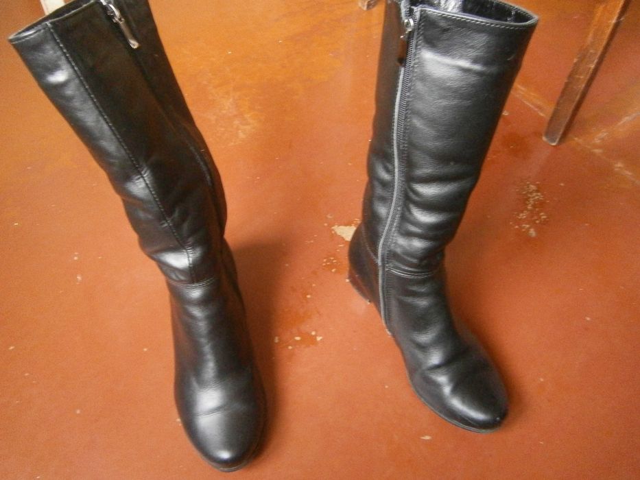 Обмен, продажа Женские зимние сапоги 37 размер