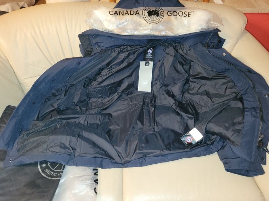 Kurtka puchowa zimowa Canada Goose męska, rozmiar L, nowa.