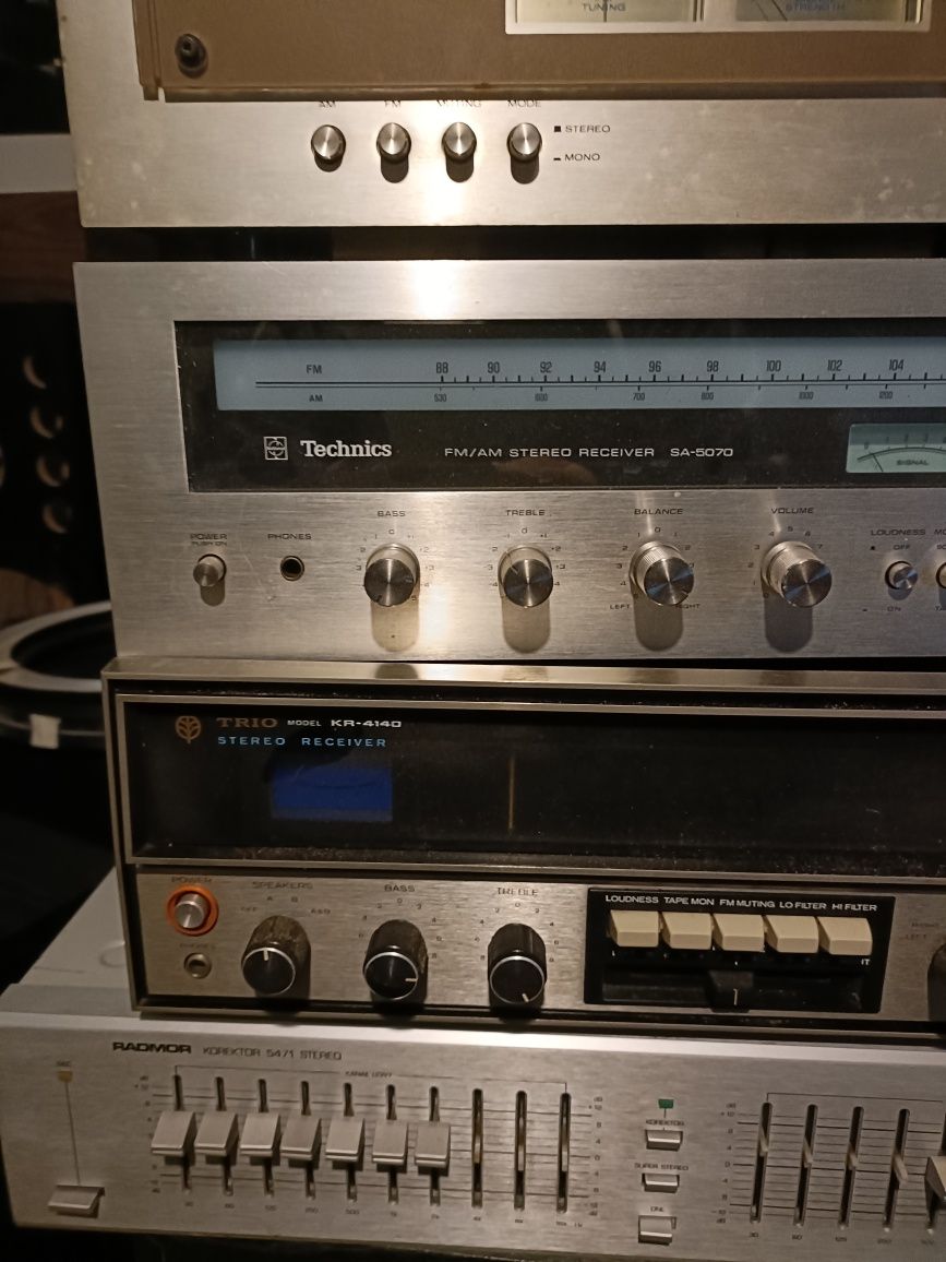 Wzmacniacze, CD, gramofon, tuner