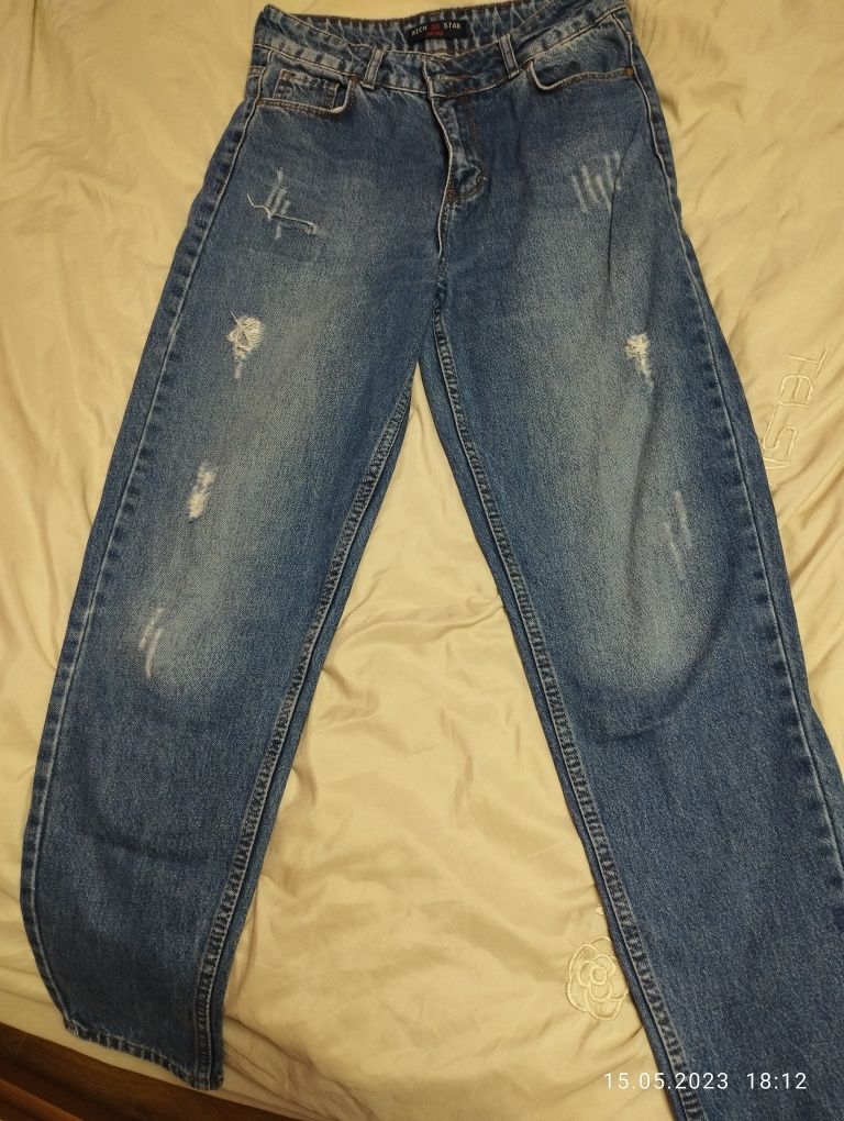 Терміново джинси і джинсовий одяг