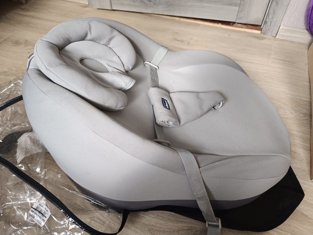 Chicco Comfy Nest Poetic - серый крісло-кокон