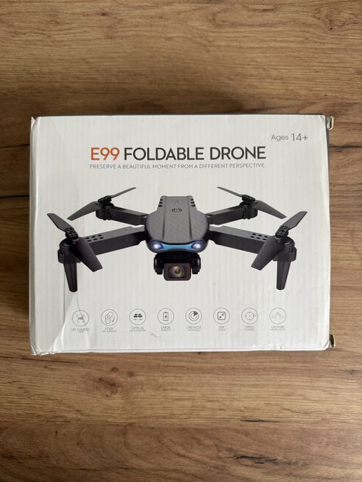 Продаю дитячий дрон E99 DRONE.