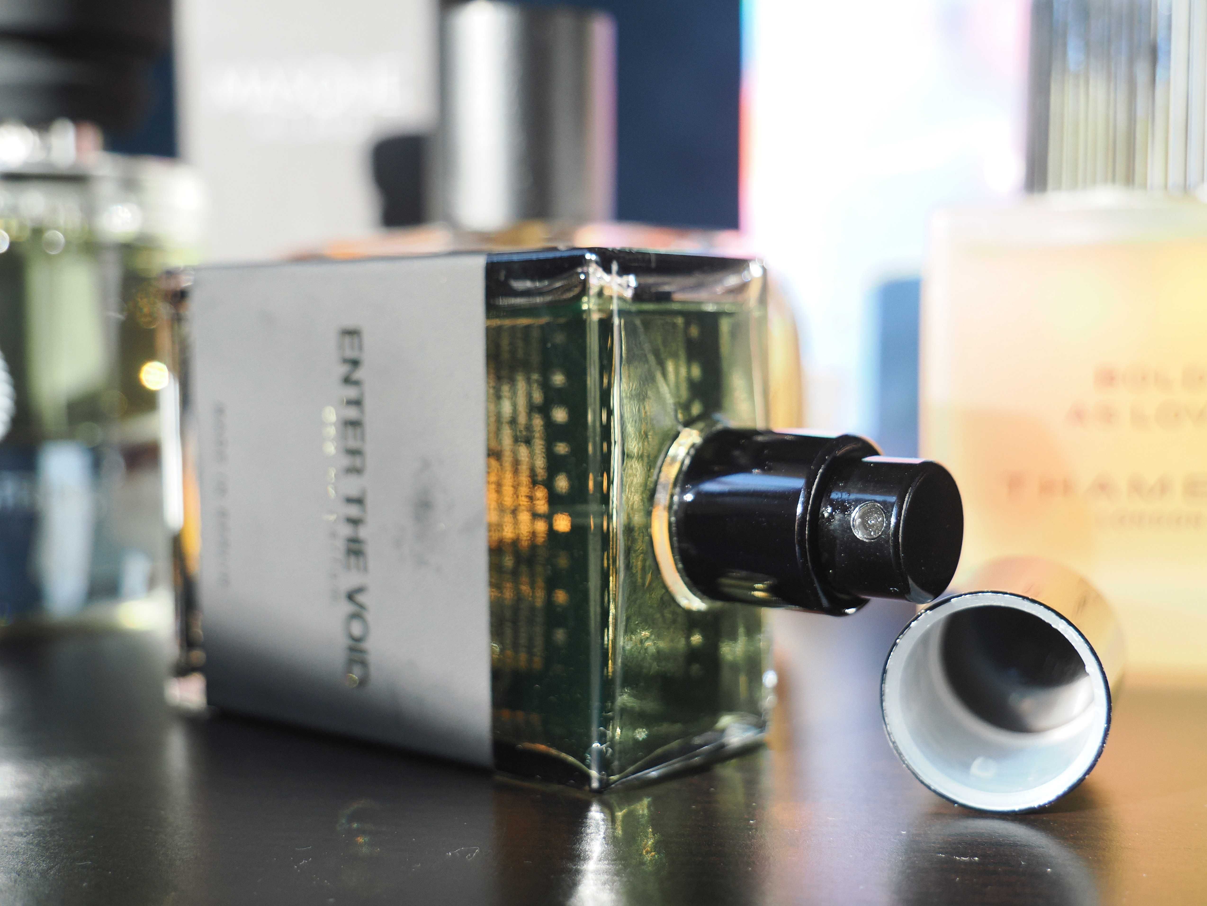 Moth and Rabbit Perfumes Enter the Void 49/50ml