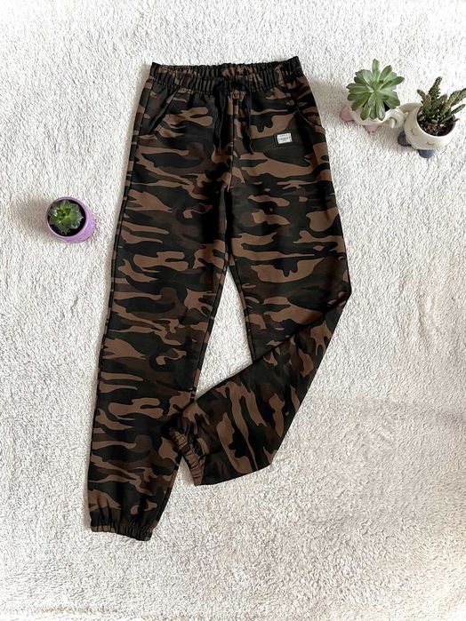 Spodnie Moro dresowe 164