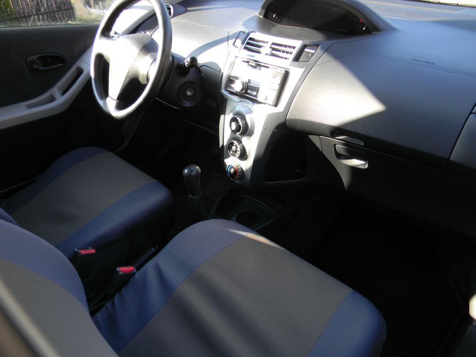 Toyota Yaris 1.3B-Na Oryginale