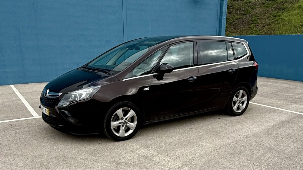 Opel Zafira 2.0 CDTi versão Cosmo - 7 Lugares - Nacional