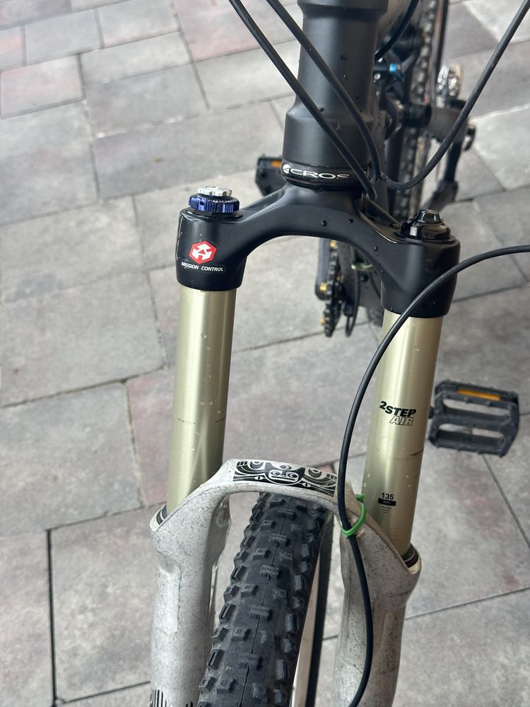 Двух подвес Lapierre froggy 318 , rock shox totem , saint , avid code