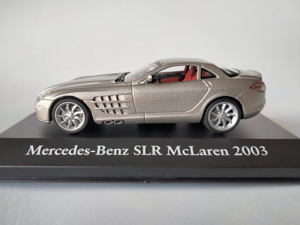 1:43 Mercedes SLR McLaren (2003)