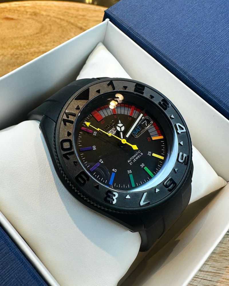 Seiko Mod SKX-SNKK31 Rainbow мужские кастомные наручные часы