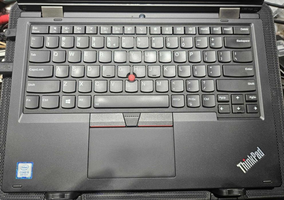 Lenovo yoga l380 i5-8250u 16gb ram 250gb dysk PTM7950 ŁADNY STAN