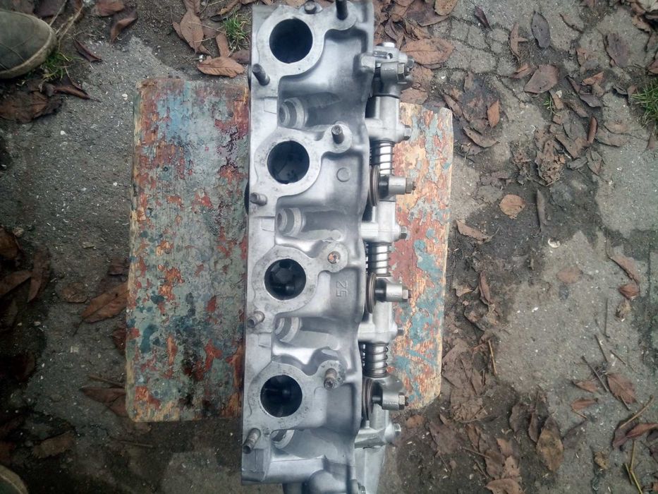 Продам головку блока ГБЦ Mitsubishi состояние новой