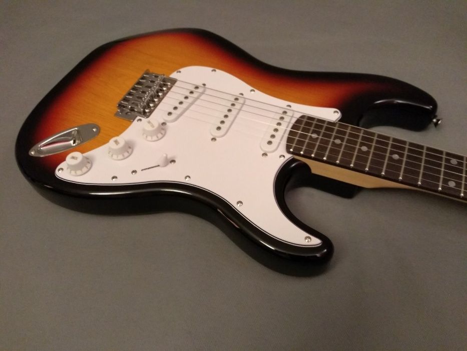 Harley Benton ST-20 SB (Sunburst)-gitara elektryczna-typ Stratocaster