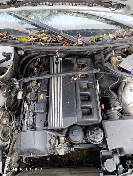 BMW E46 m52b28tuosprzęt silnika ,lampy,dyfer, wał,skrzynia,pompa, łapy