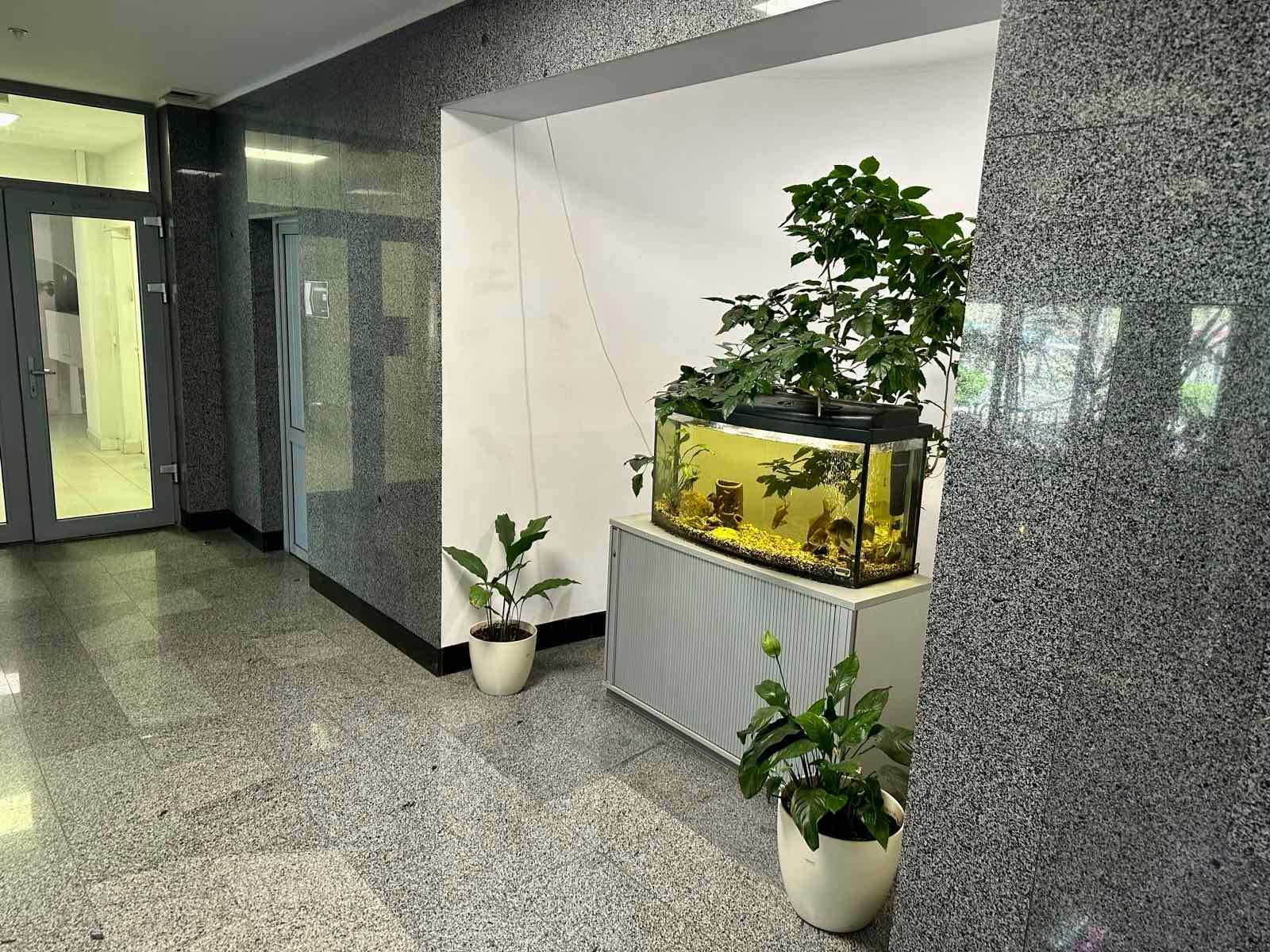 Офис в БЦ, 2 кабинета, 54 м.кв., метро Дорогожичи