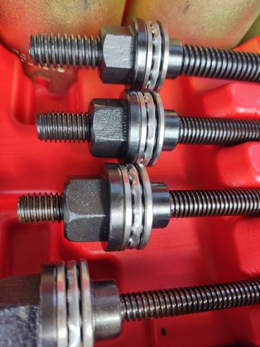 Набір для сайлениблоків втулок і підшипників набор для снятия втулок