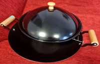 Metalowy wok nowy średnica 35 cm