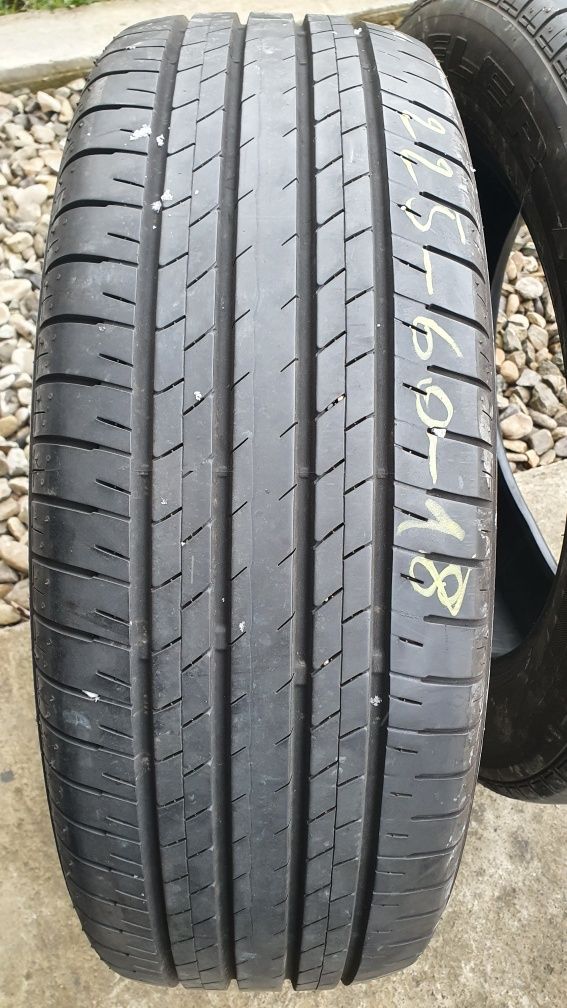 225/60 R18 4шт Bridgestone ( Бриджестон) Авторезина, шини.