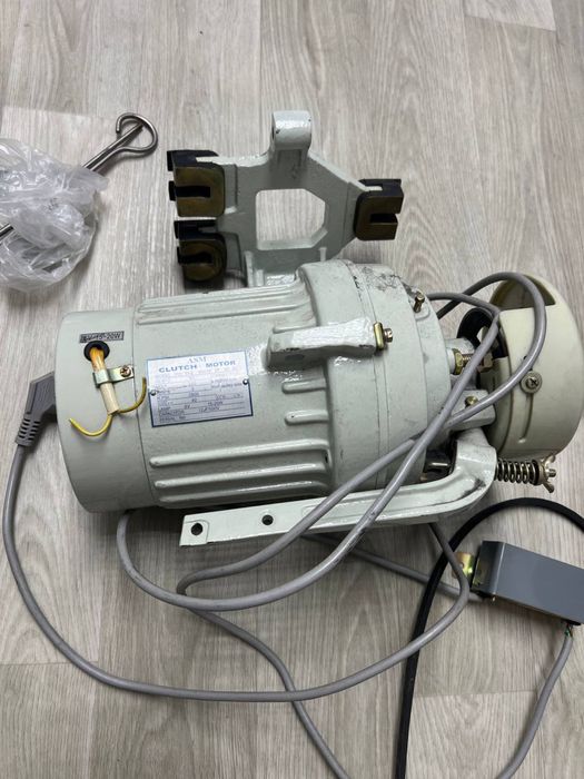 Електродвигун мотор для швейноі машинки Сіруба Siruba