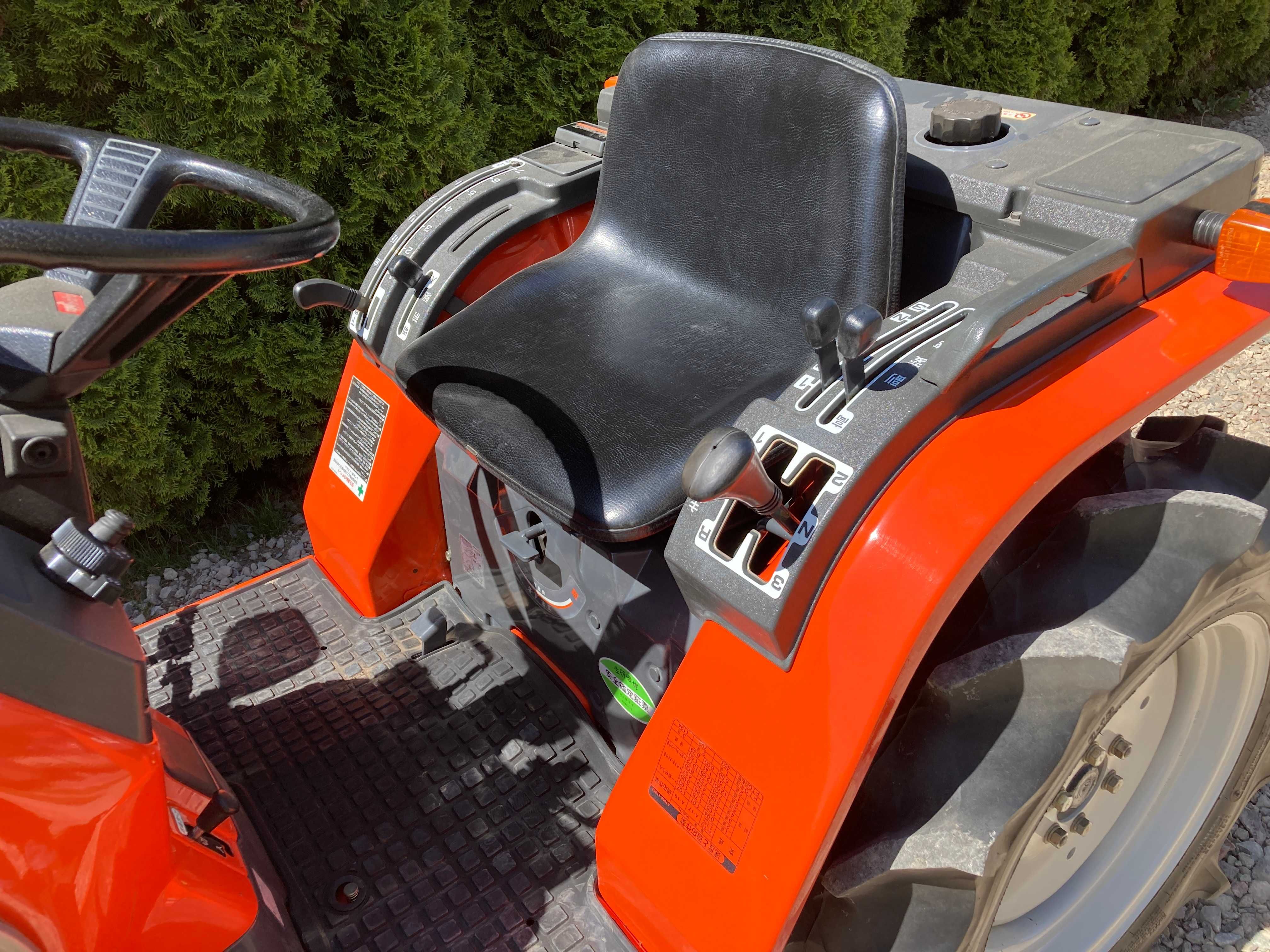 Mini Traktor Ogrodniczy Kubota Aste A15 4x4