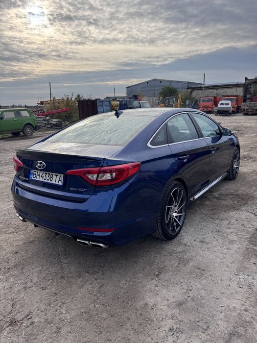 Hyundai sonata sport