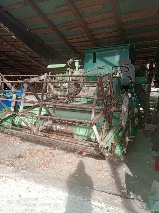 Продам міні комбайна claas mercure без док мтз мотор