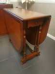 Mesa Holandesa de madeira