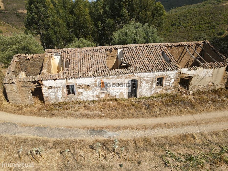 Moradia T2+1 Venda em São Barnabé,Almodôvar