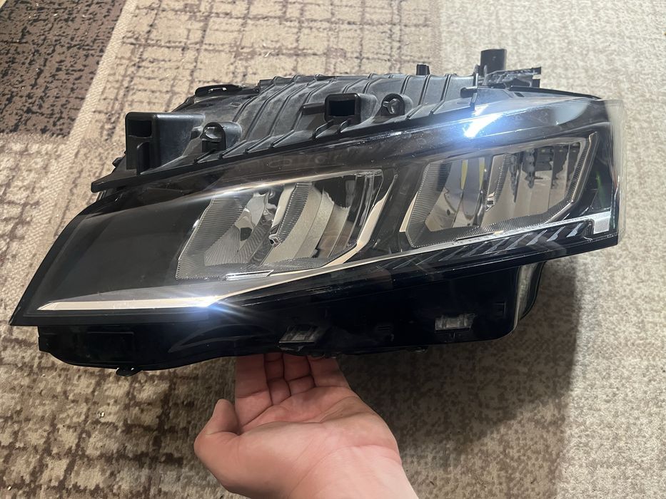 Фара передня ліва ful led peugeot 308