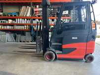 Empilhador Elétrico Linde E30