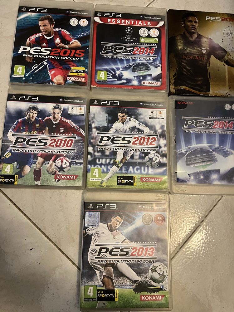 Playstation 3 com comando e jogos!