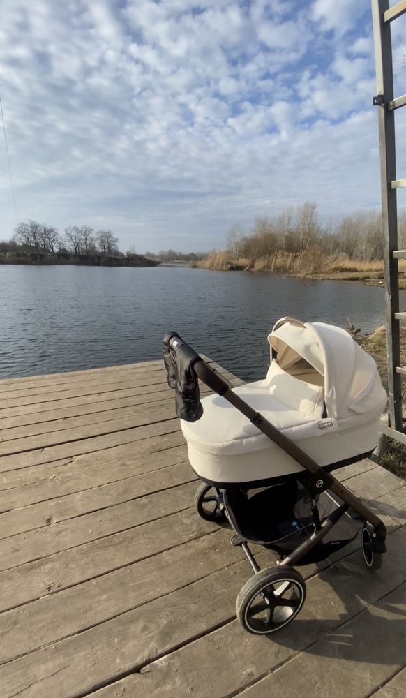 Cybex balios s lux 2024
