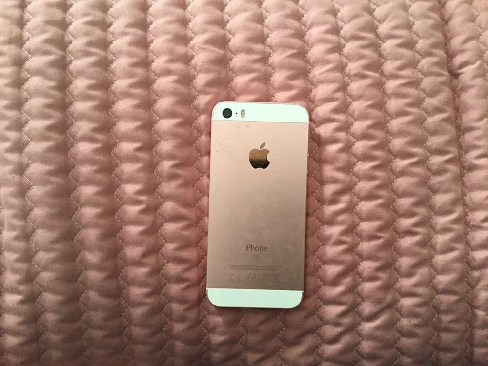 Vendo Iphone SE 64GB rose