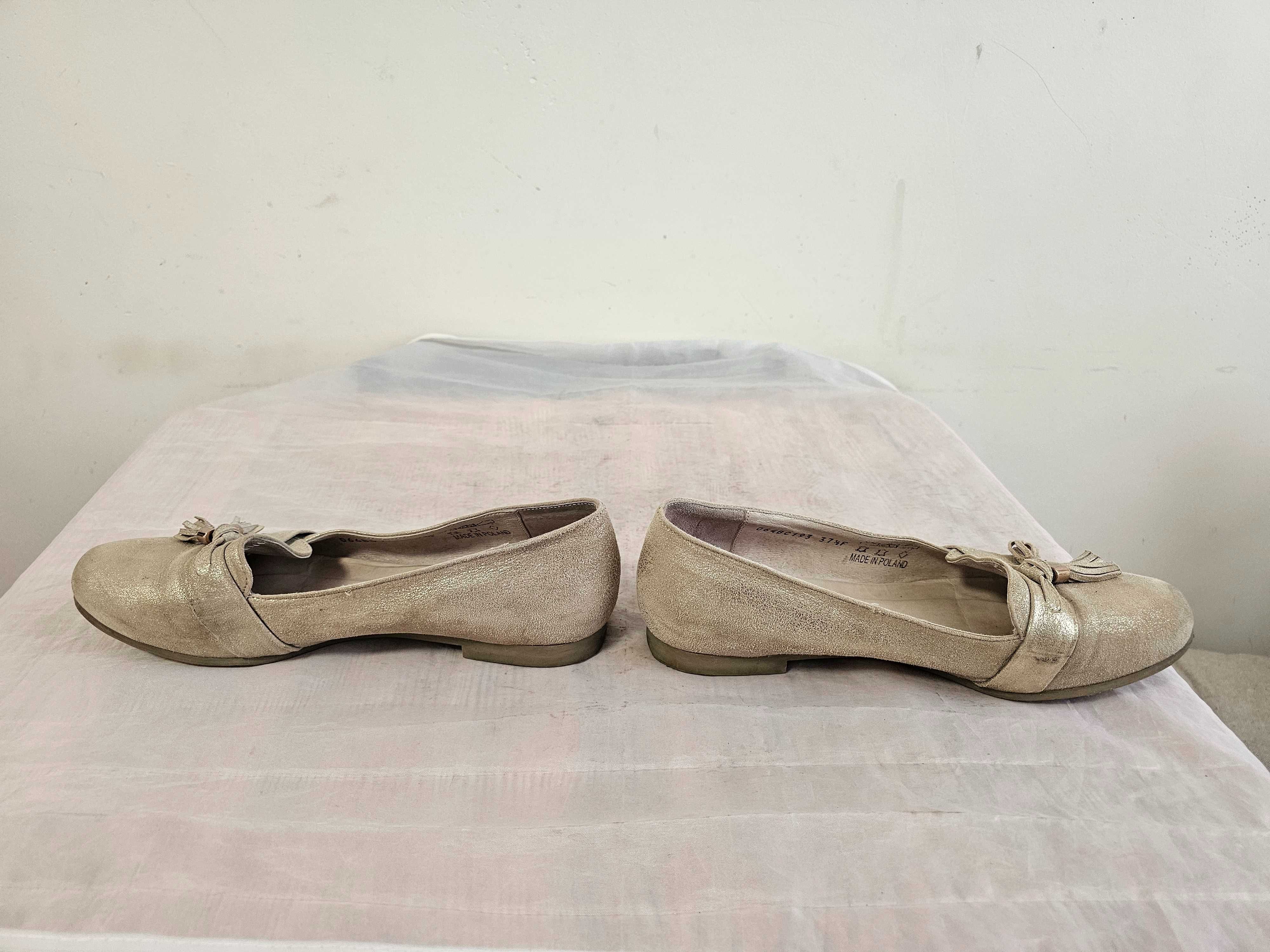 Buty baleriny skórzane Ryłko rozmiar 37,5 wkładka 24,5 cm