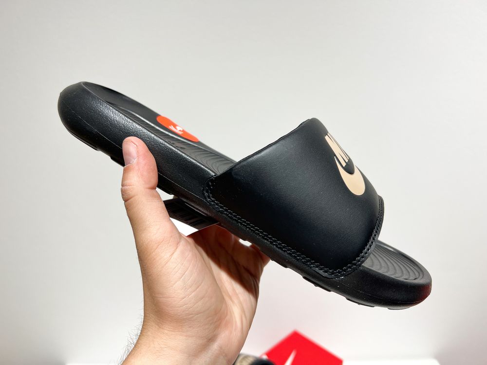 Шлепанцы Nike Victori One Slide CN9675-006